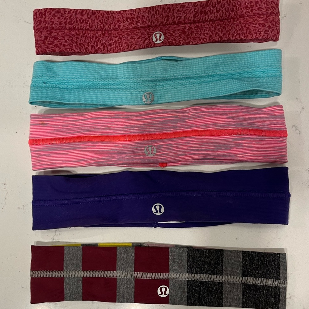 five Lululemon headbands !